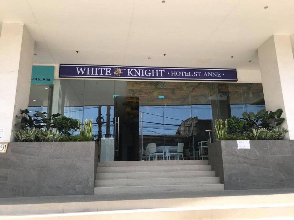 White Knight Hotel Saint Anne Manila Bagian luar foto